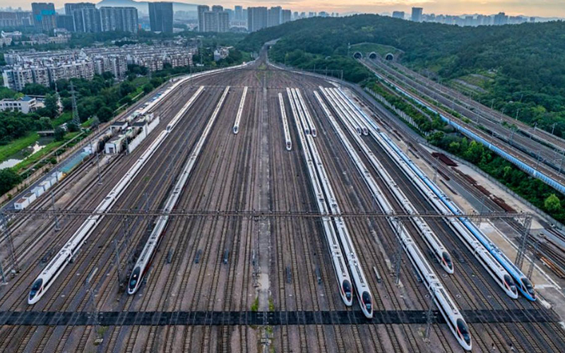 全国铁路7月1日起实行新的列车运行图