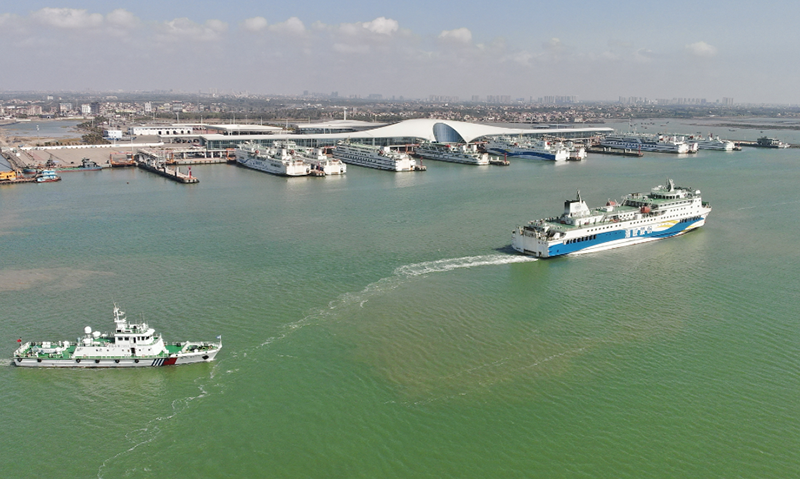 海南自贸港封关后首迎春运 琼州海峡新能源车辆运力提升40%