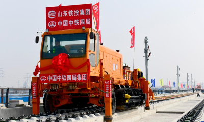 济滨高铁进入全线铺轨作业阶段